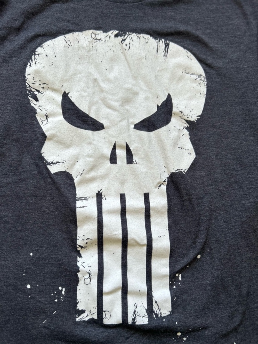 MARVEL COMICS THE PUNISHER WHITE SKULL  LOGO T-SHIRT GRAY MENS MEDIUM
